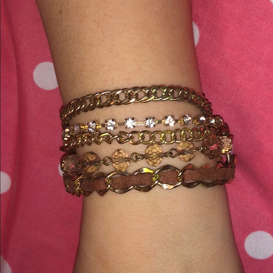 Bracelet American Eagle 10$